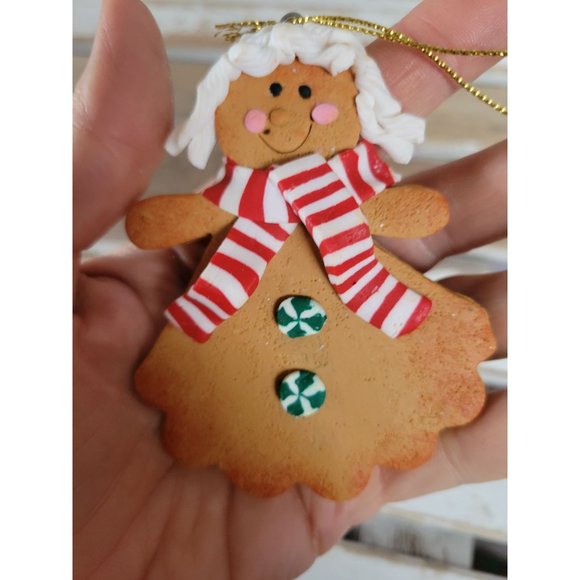 Red scarf Gingerbread girl peppermint ornament cookie Xmas tree - Picture 5 of 6